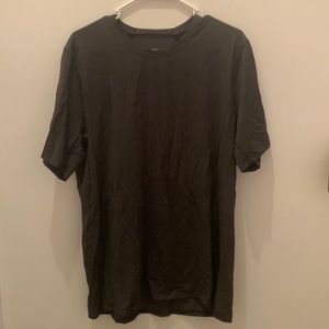 Men’s XL Lululemon T-shirt